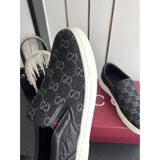 Gucci Skate Shoes Top Quality
Women 35-41
men 3-45