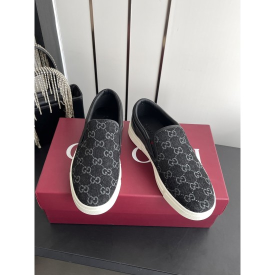Gucci Skate Shoes Top Quality
Women 35-41
men 3-45