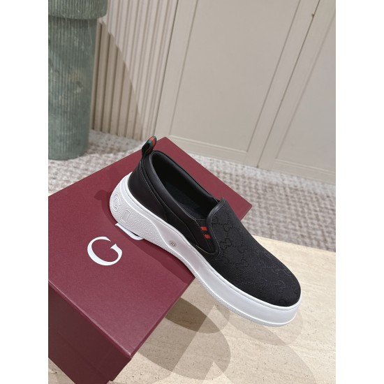Gucci Skate Shoes Top Quality
Women 35-41
men 3-45