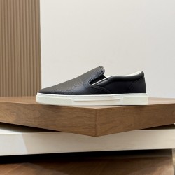 Gucci Skate Shoes Top Quality
Women 35-41
men 3-45