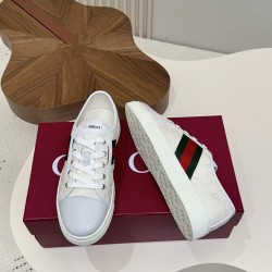 Gucci Skate Shoes Top Quality
Women 35-41
men 3-45