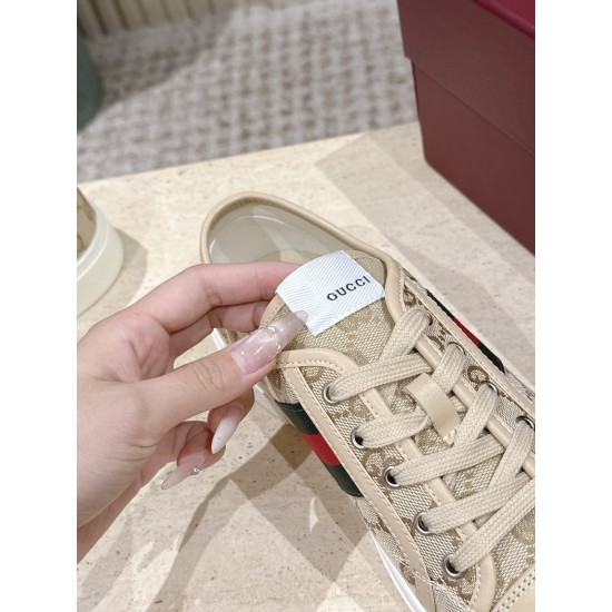 Gucci Skate Shoes Top Quality
Women 35-41
men 3-45