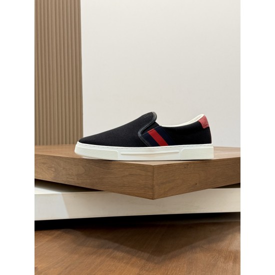Gucci Skate Shoes Top Quality
Women 35-41
men 3-45