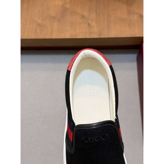Gucci Skate Shoes Top Quality
Women 35-41
men 3-45