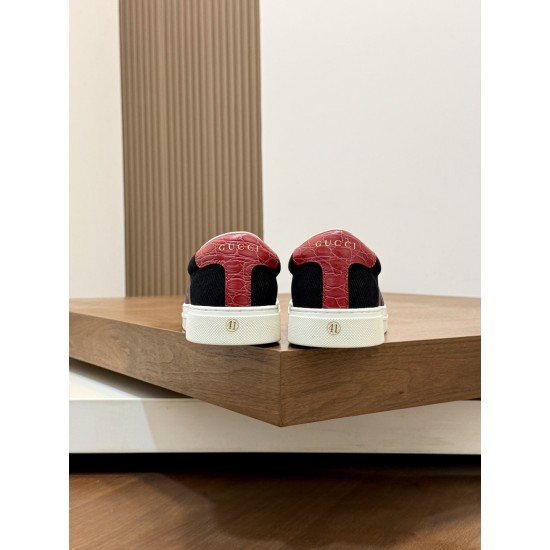 Gucci Skate Shoes Top Quality
Women 35-41
men 3-45