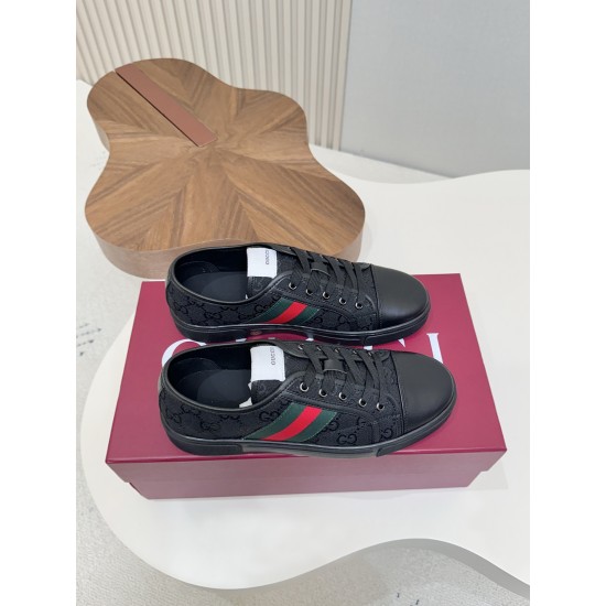 Gucci Skate Shoes Top Quality
Women 35-41
men 3-45