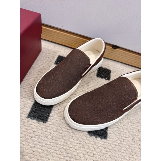 Gucci Skate Shoes Top Quality
Women 35-41
men 3-45