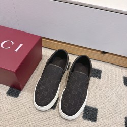 Gucci Skate Shoes Top Quality
Women 35-41
men 3-45