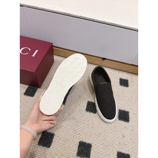 Gucci Skate Shoes Top Quality
Women 35-41
men 3-45