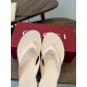 Gucci slippers