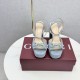 Gucci slippers