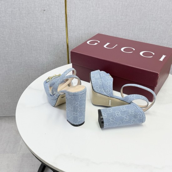 Gucci slippers