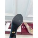 Gucci slippers