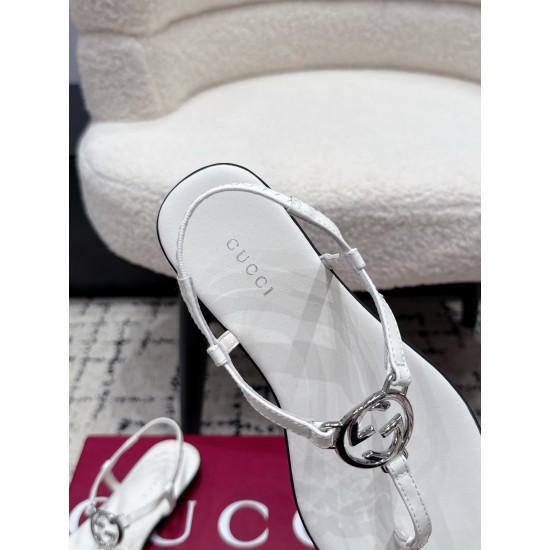 Gucci slippers