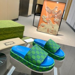 Gucci slippers