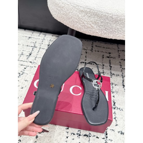 Gucci slippers
