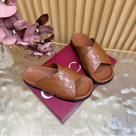 Gucci slippers