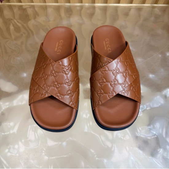 Gucci slippers