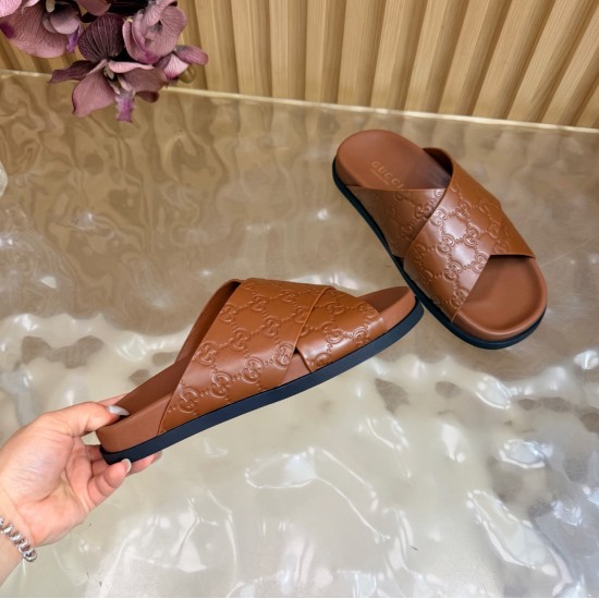 Gucci slippers