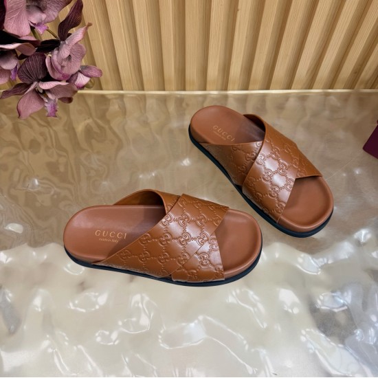 Gucci slippers