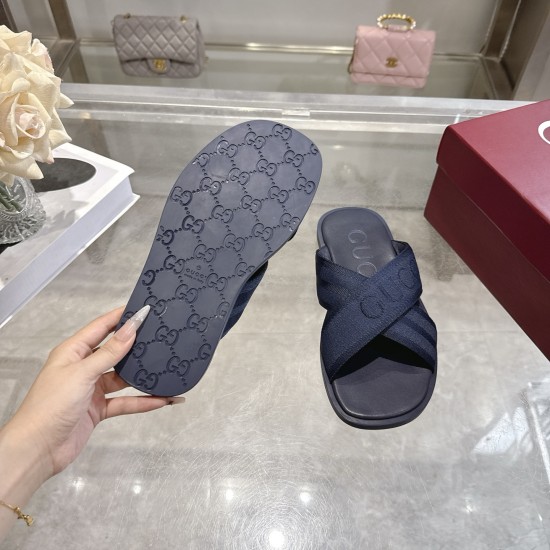 Gucci slippers