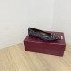 Gucci slippers