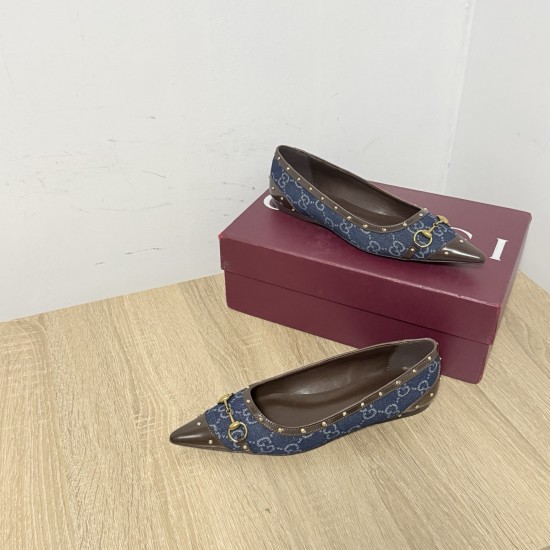 Gucci slippers