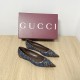 Gucci slippers