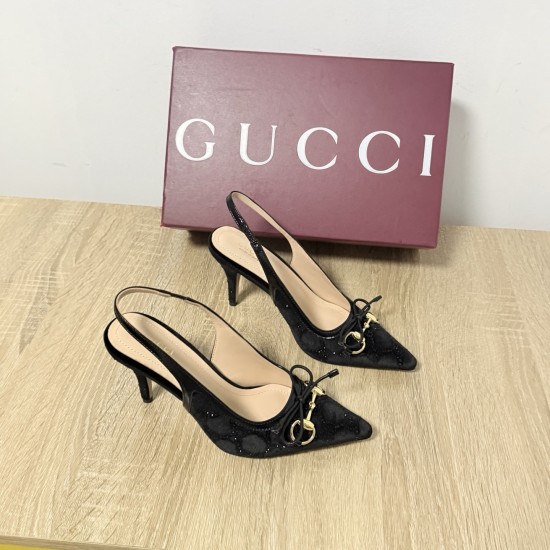 Gucci slippers