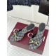 Gucci slippers