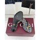 Gucci slippers