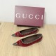 Gucci slippers