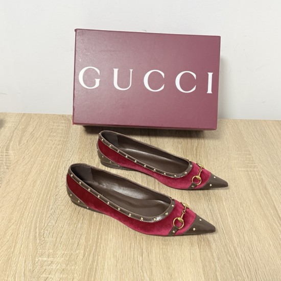 Gucci slippers