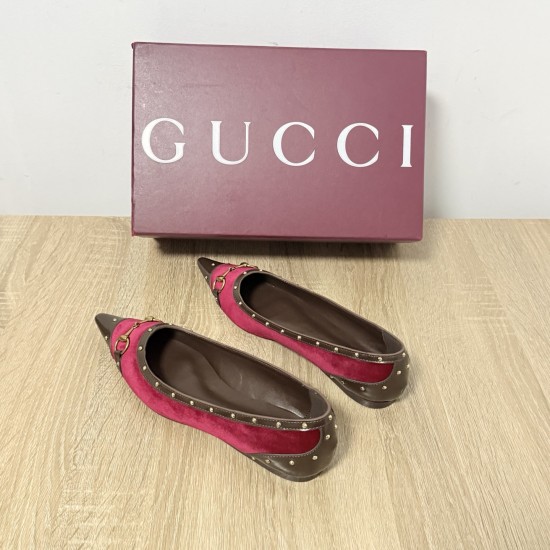 Gucci slippers