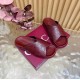 Gucci slippers