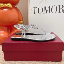 Gucci slippers