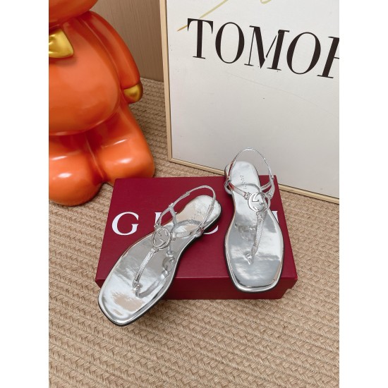 Gucci slippers