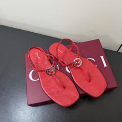Gucci slippers
