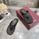 Gucci slippers