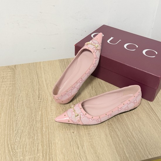Gucci slippers