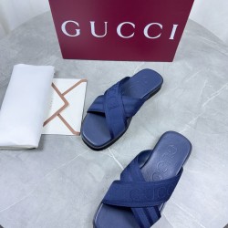 Gucci slippers