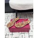 Gucci slippers