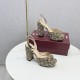 Gucci slippers