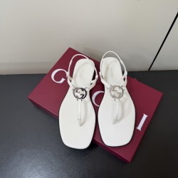 Gucci slippers