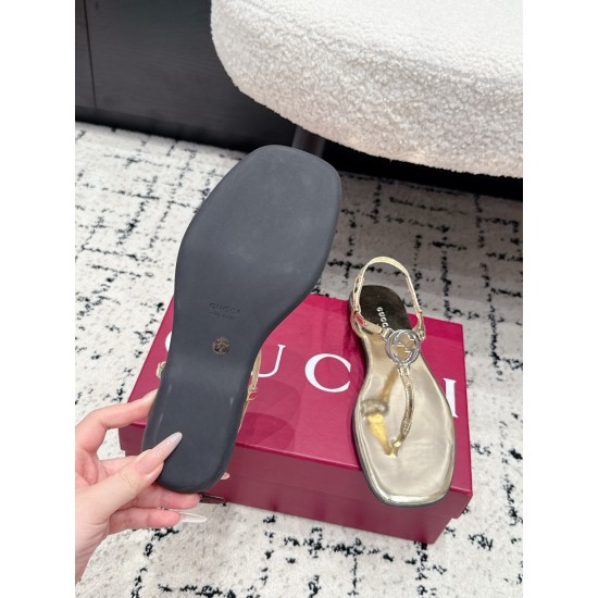 Gucci slippers