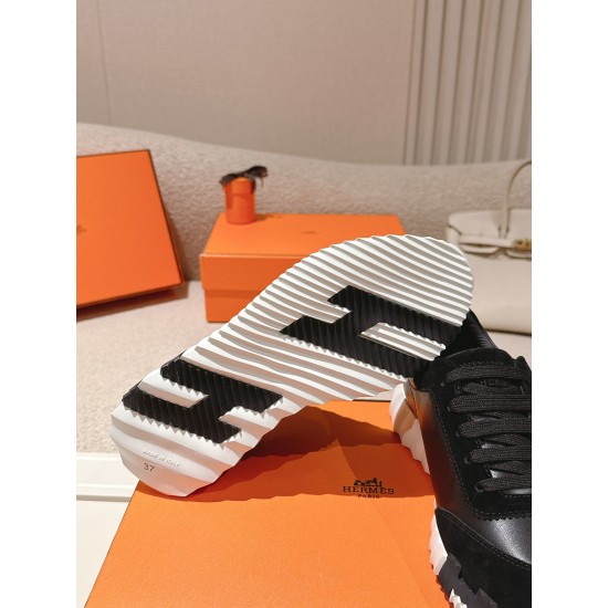 Hermes Casual Shoes Best Quality
Women 35-41
Men 39-45
