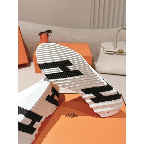 Hermes Casual Shoes Best Quality
Women 35-41
Men 39-45