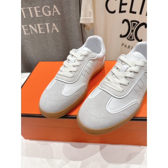 Hermes Casual Shoes Best Quality
Women 35-41
Men 39-45