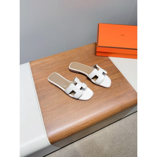 Hermes Slippers High Quality
Women 35-41
Men 39-45