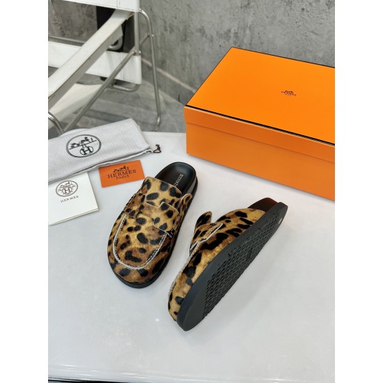 Hermes Slippers High Quality
Women 35-41
Men 39-45